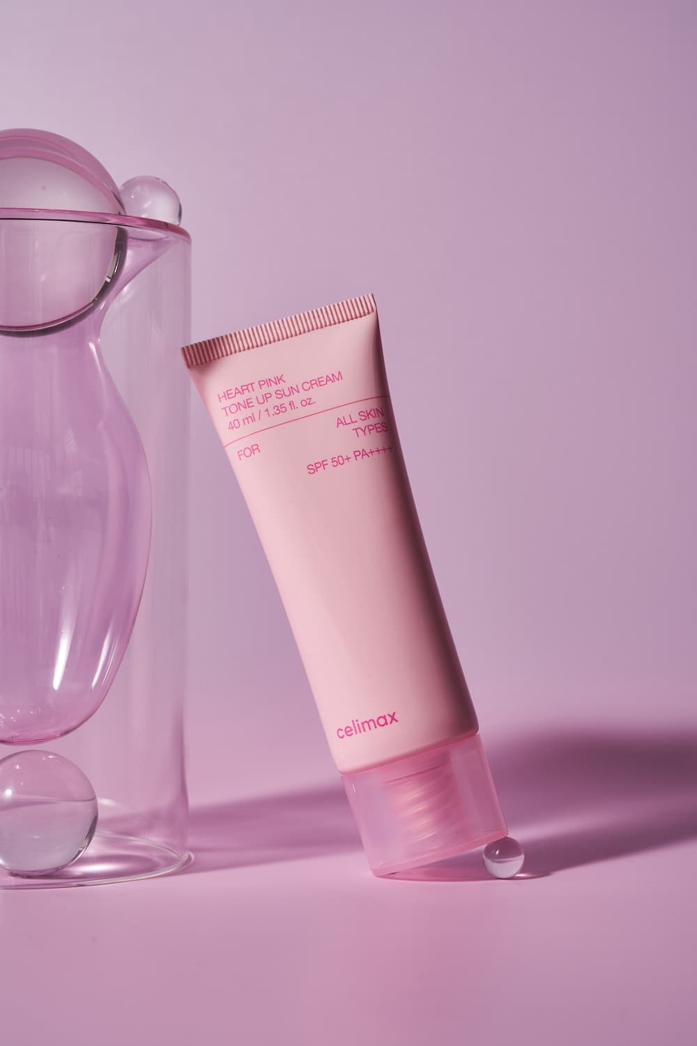 Celimax Heart Pink Tone-Up Sun Cream SPF50+ PA++++ – Protetor Solar Iluminador
