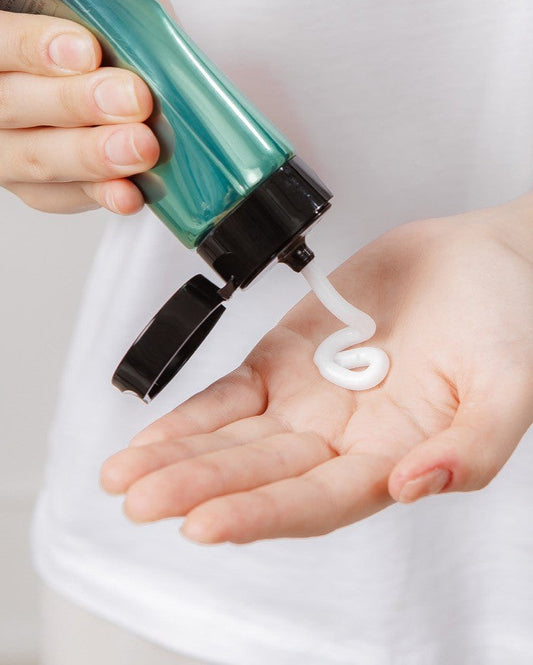 Farm Stay Shining Silk Repair Hair Treatment Collagen – Máscara Reparadora com Colagénio