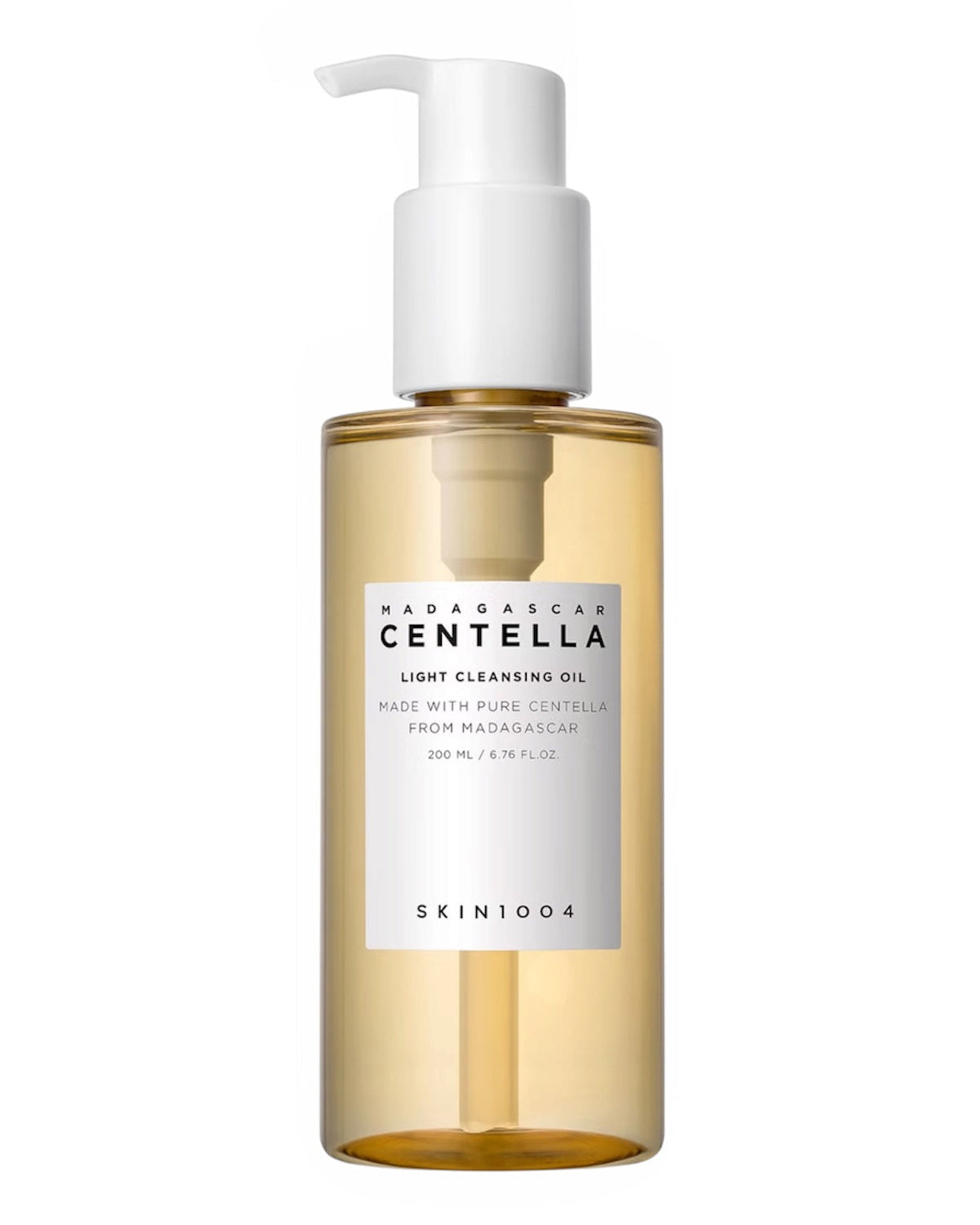 O SKIN1004 Madagascar Centella Light Cleansing Oil é um produto de limpeza “tudo em um” capaz de remover a maquilhagem de base e a maquilhagem de cor, como o batom e o rímel. Não há necessidade de múltiplas limpezas