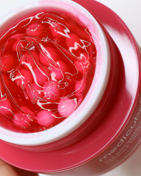 Medicube TXA Niacinamide Capsule Cream- Manchas, e Tom Uniforme